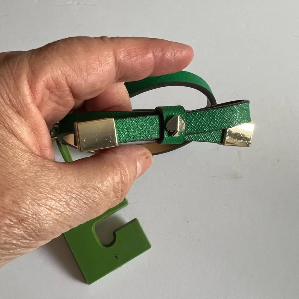 KATE SPADE SKINNY BOW FRONT SAFFIANO LEATHER BELT GREEN SIZE SMALL NWT